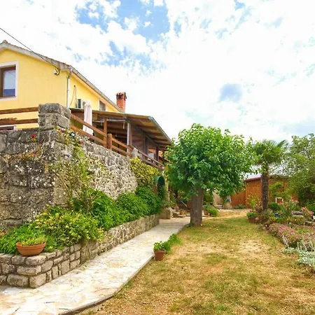 Apartment Bolsec Krk Town